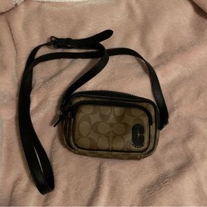 Coach crossbody purse